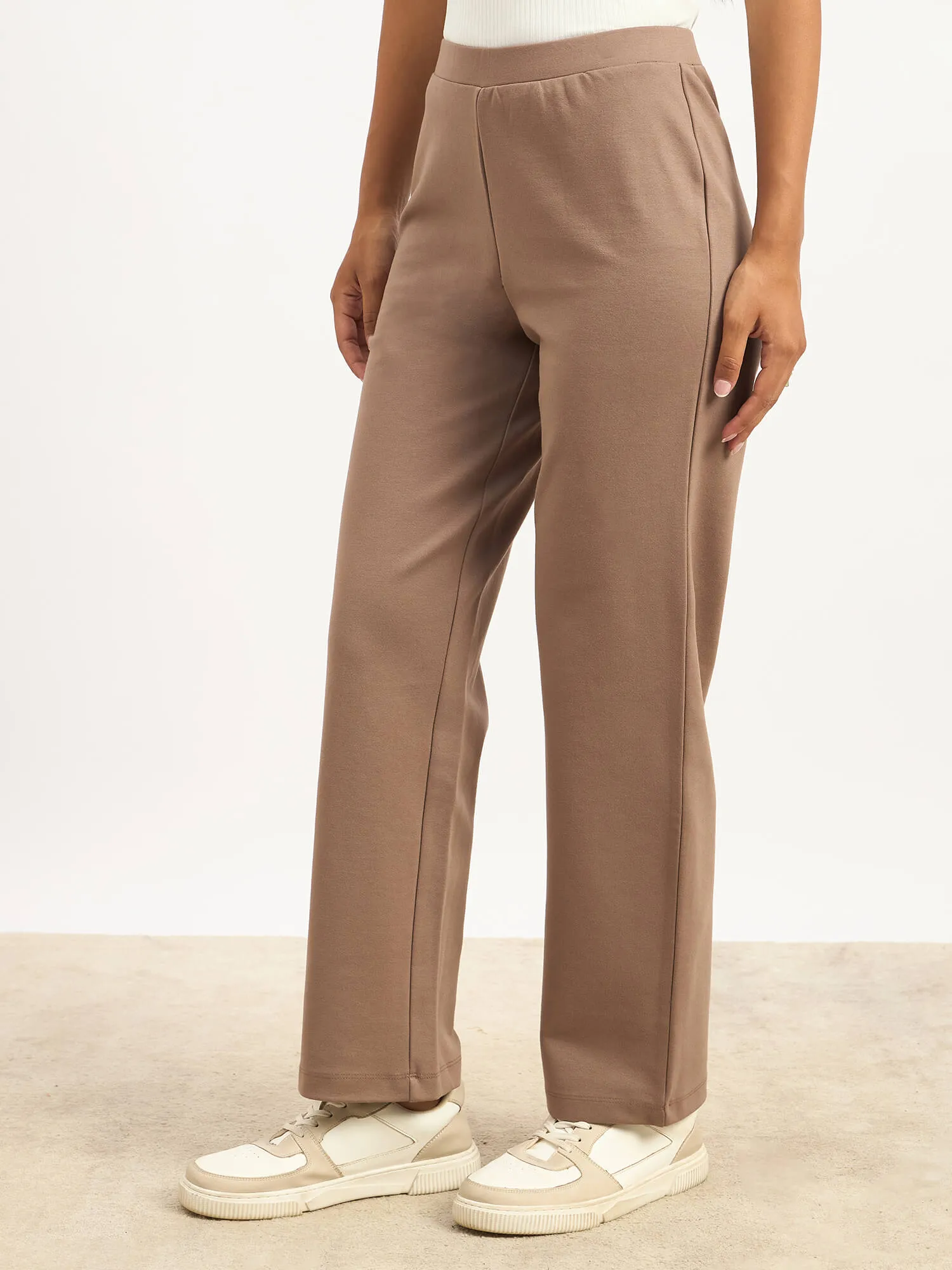 Airy Pull On Straight Jeggings - Taupe