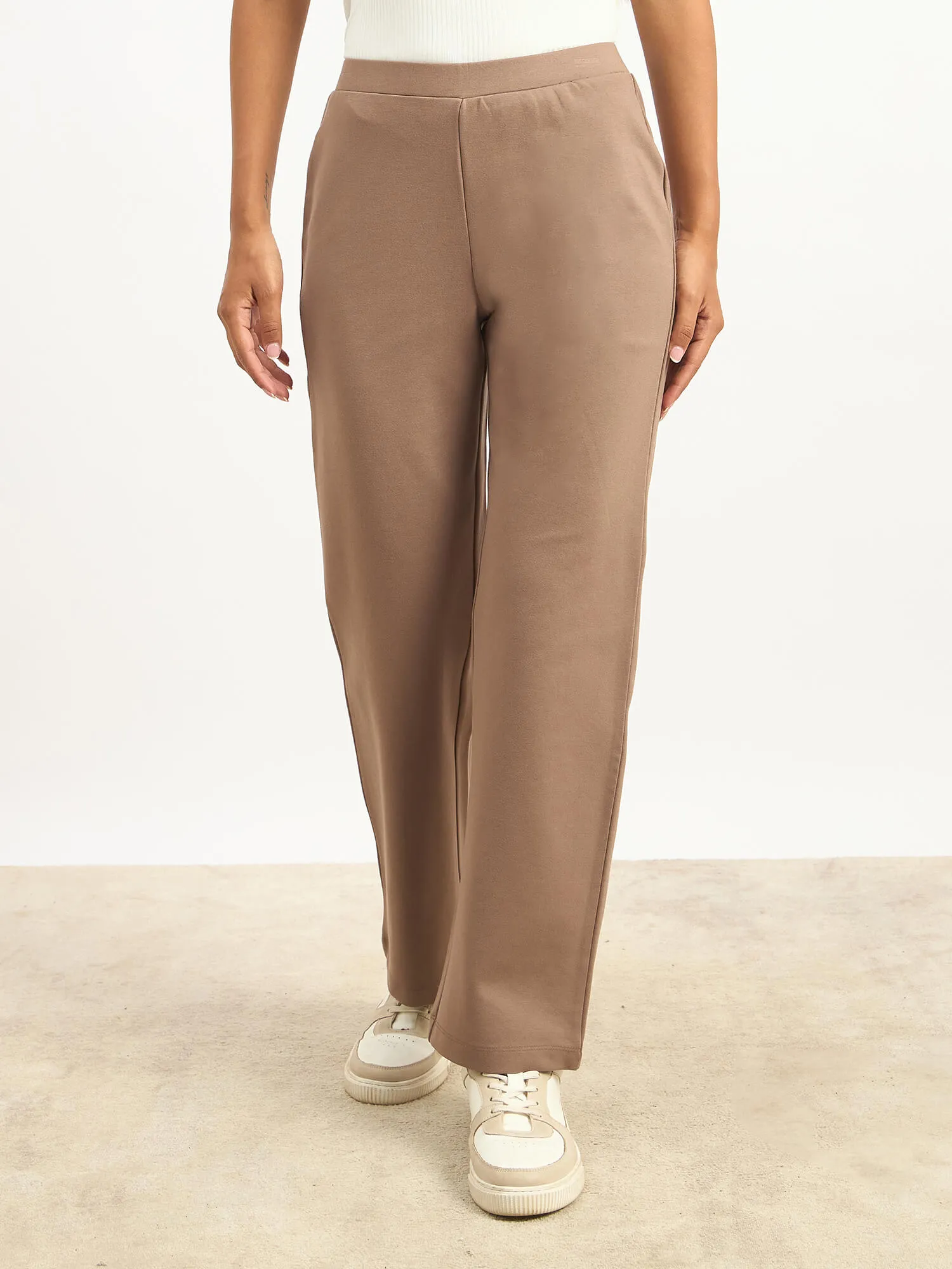 Airy Pull On Straight Jeggings - Taupe