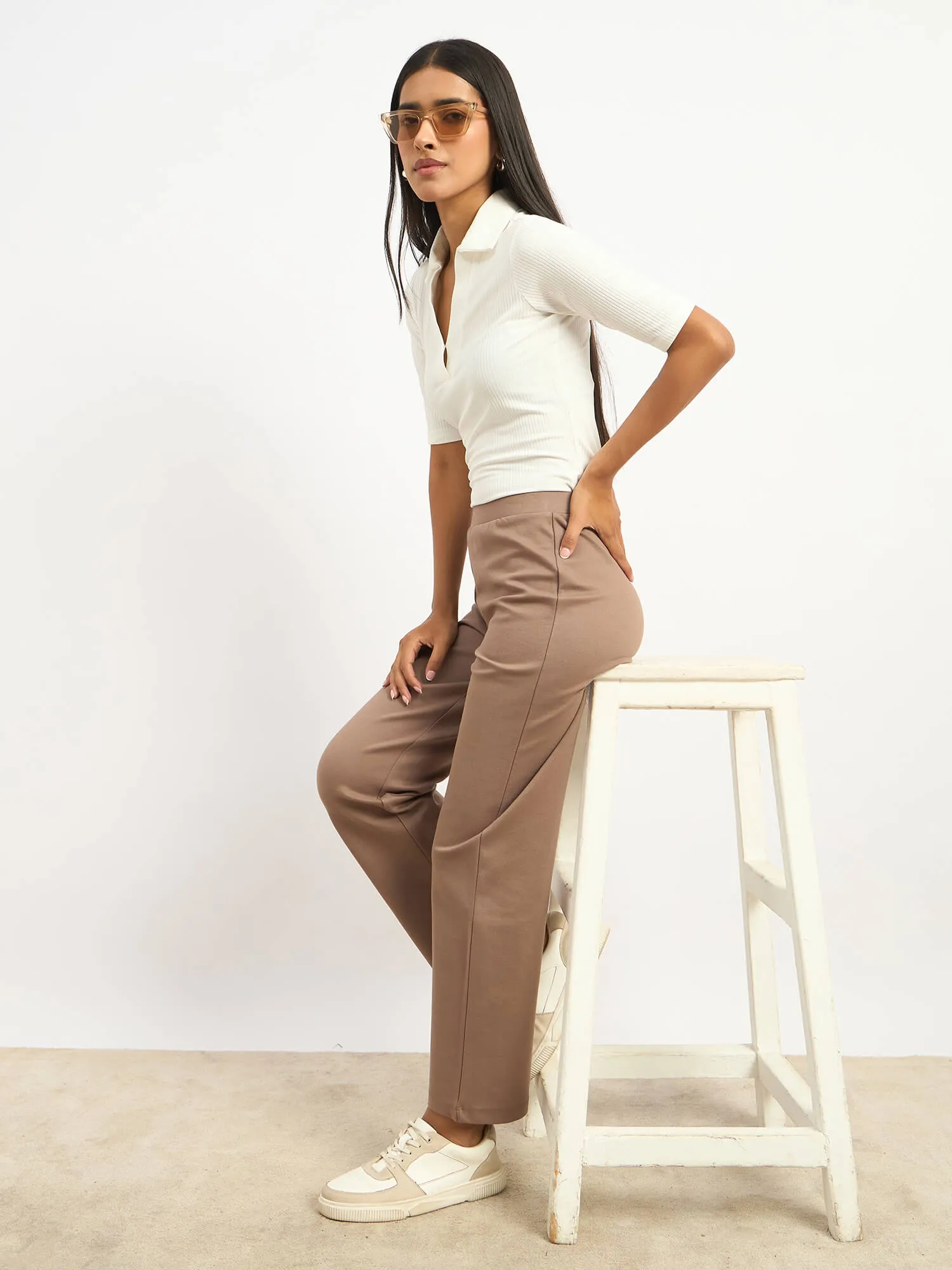 Airy Pull On Straight Jeggings - Taupe