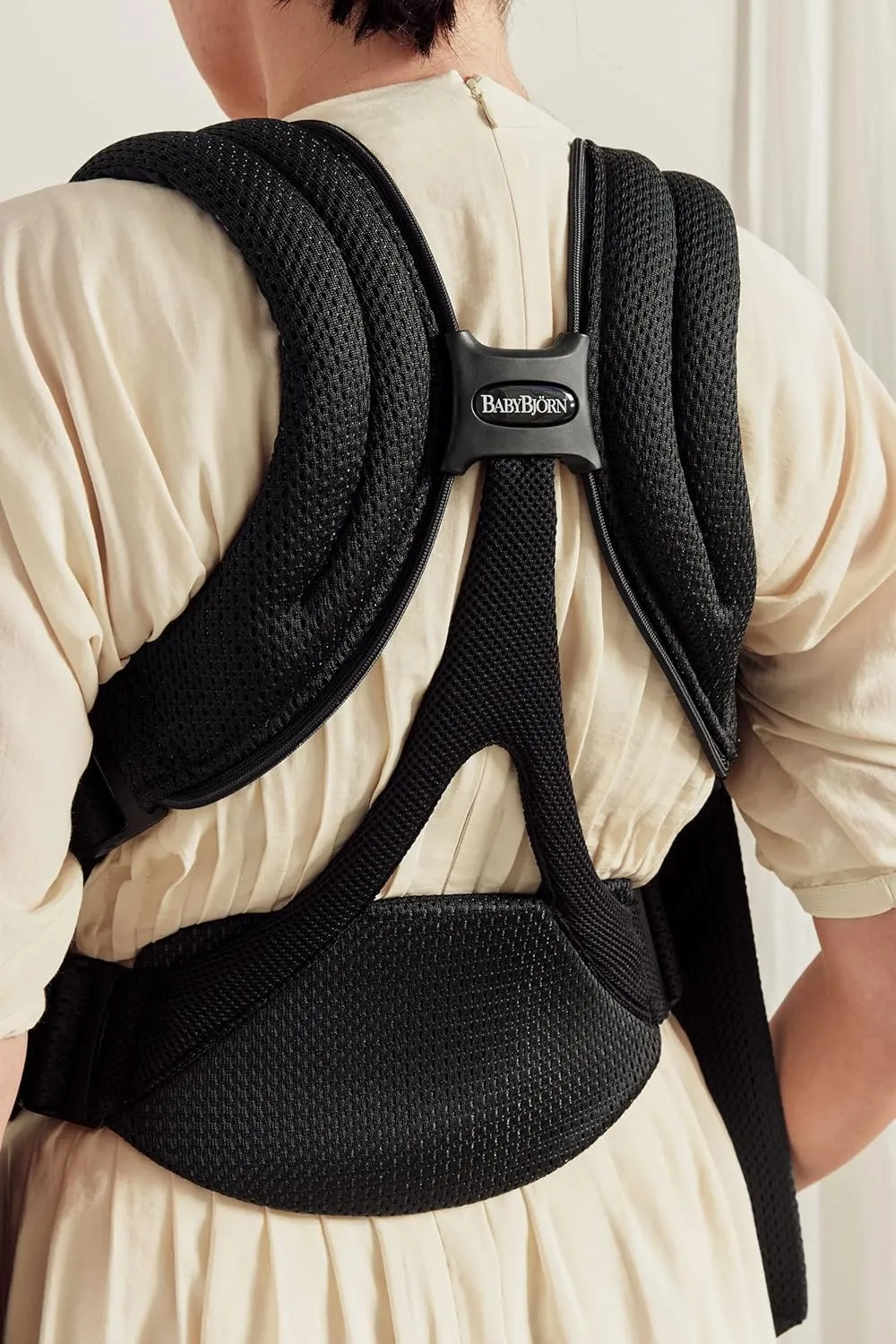 BabyBjörn Baby Carrier Free, 3D Mesh, Black
