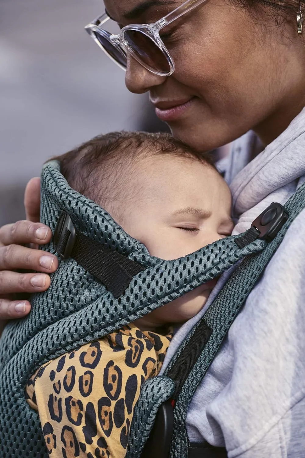 BabyBjörn Baby Carrier Free, 3D mesh, Sage Green