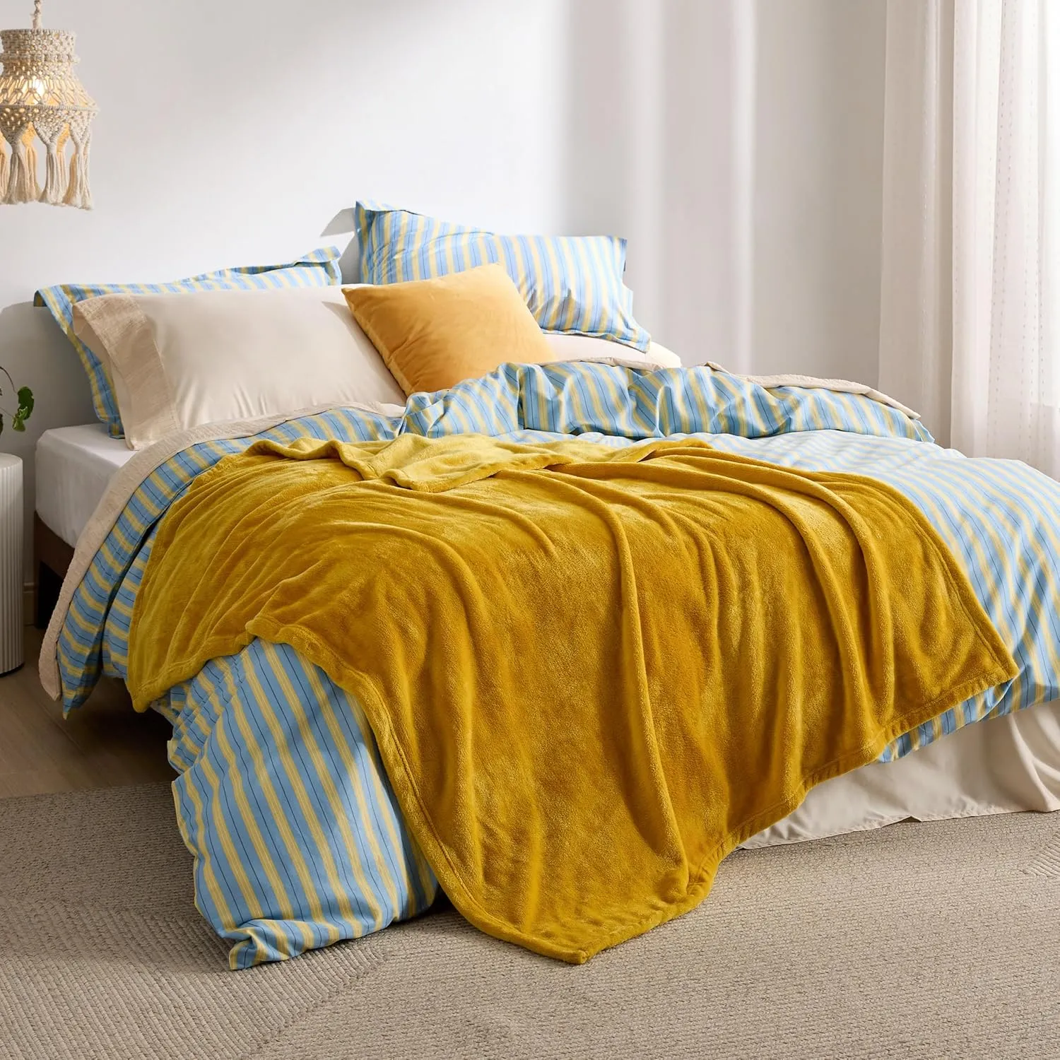Bedsure Mustard Yellow Fleece Throw Blanket - 300GSM Blankets for Couch, Sofa, Bed, Soft Lightweight Plush Cozy Throws for Toddlers, 50x60 inches