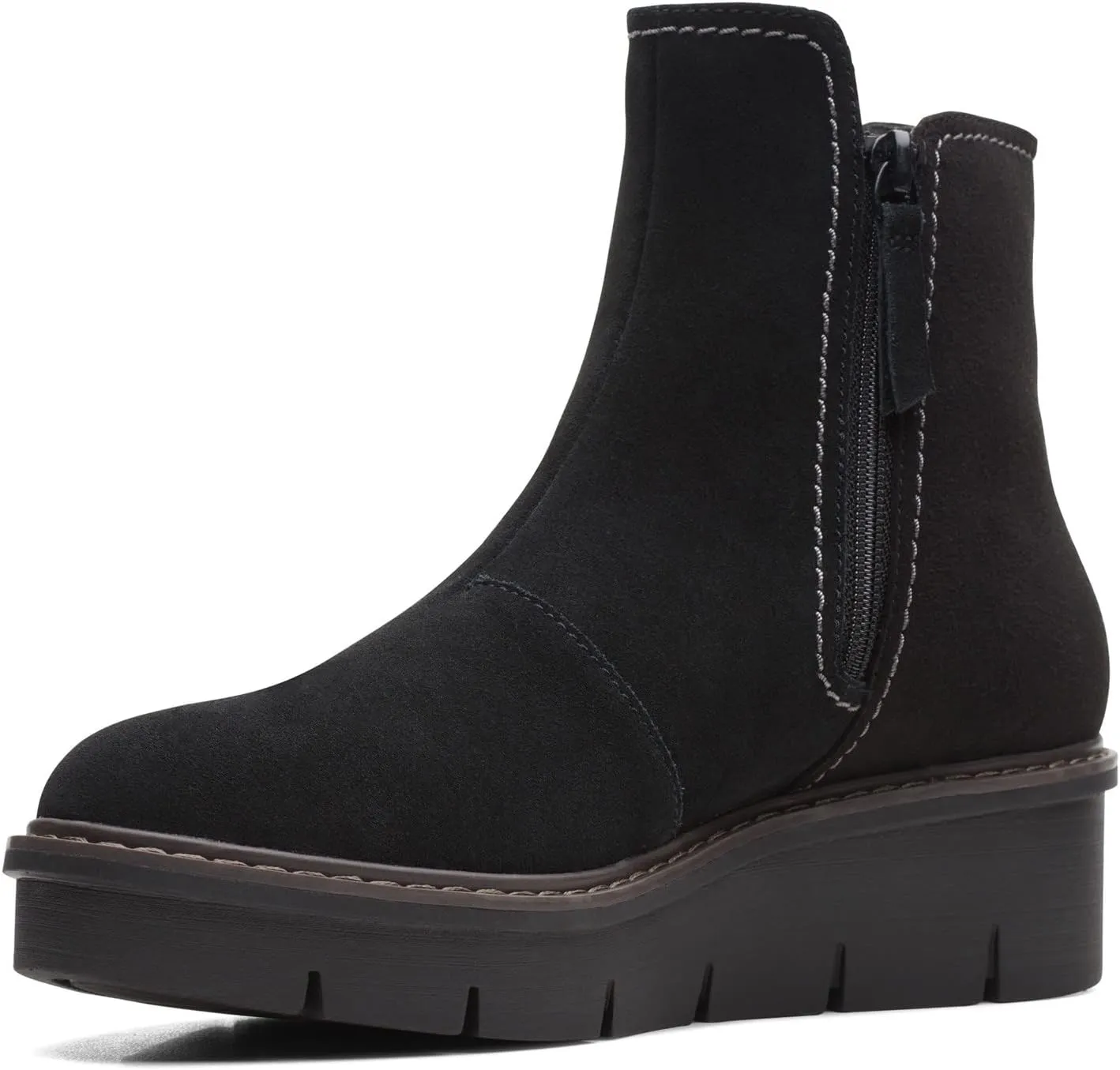 Clarks Women's Airabell Move Chelsea Boot