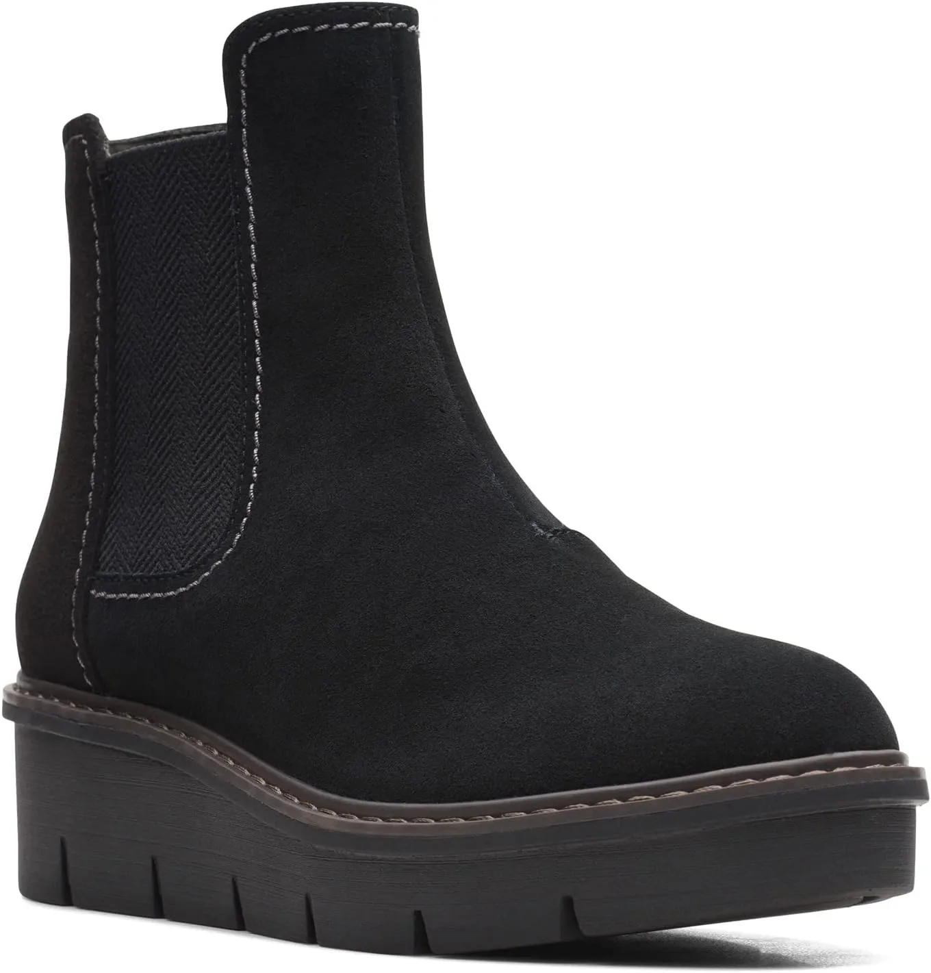 Clarks Women's Airabell Move Chelsea Boot