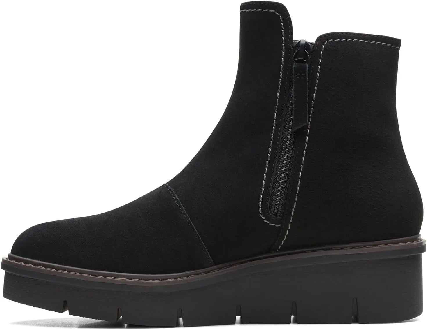 Clarks Women's Airabell Move Chelsea Boot