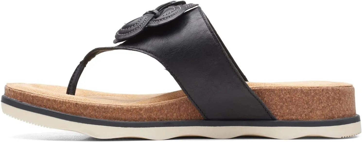 Clarks Women's Brynn Style Flat Sandal