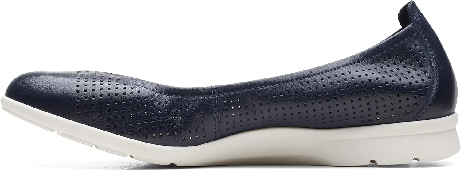 Clarks Women's Jenette Ease Ballet Flat