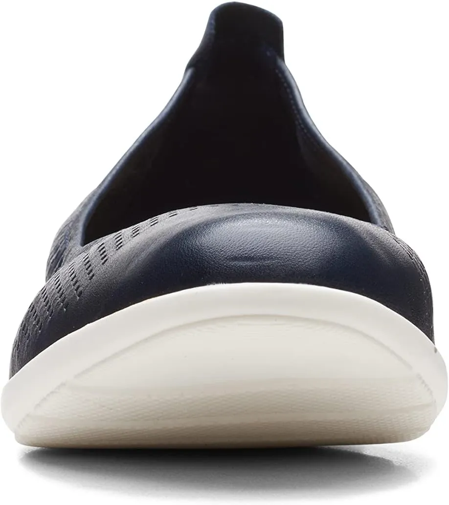 Clarks Women's Jenette Ease Ballet Flat