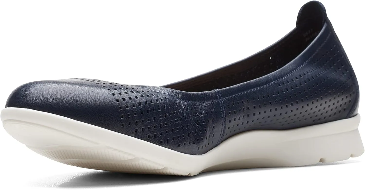 Clarks Women's Jenette Ease Ballet Flat