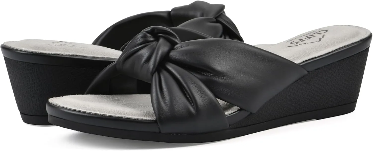CLIFFS BY WHITE MOUNTAIN Women's Candie Wedge Sandal