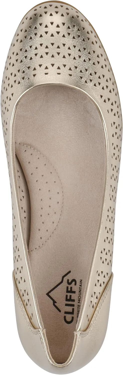 CLIFFS BY WHITE MOUNTAIN Women's Cindy Cushioned Ballet Flat