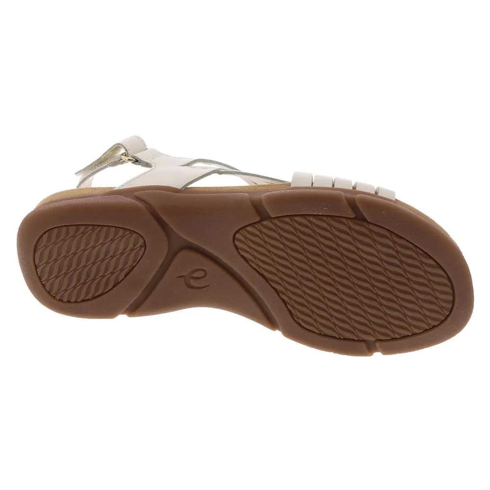 Easy Spirit Women's Mar Flat Sandal, Beige 150, 7