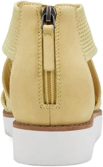 Easy Spirit Women's Wander Flat Sandal
