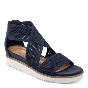 Easy Spirit Women's Wander2 Flat Sandal, Navy, 9 Wide