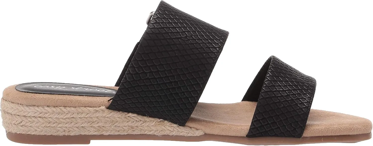 Easy Street Amberlee Womens Sandal