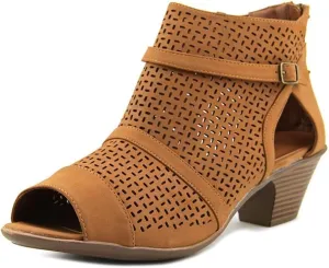 Easy Street Women's Carrigan Ankle Boot, Tan, 12 Wide