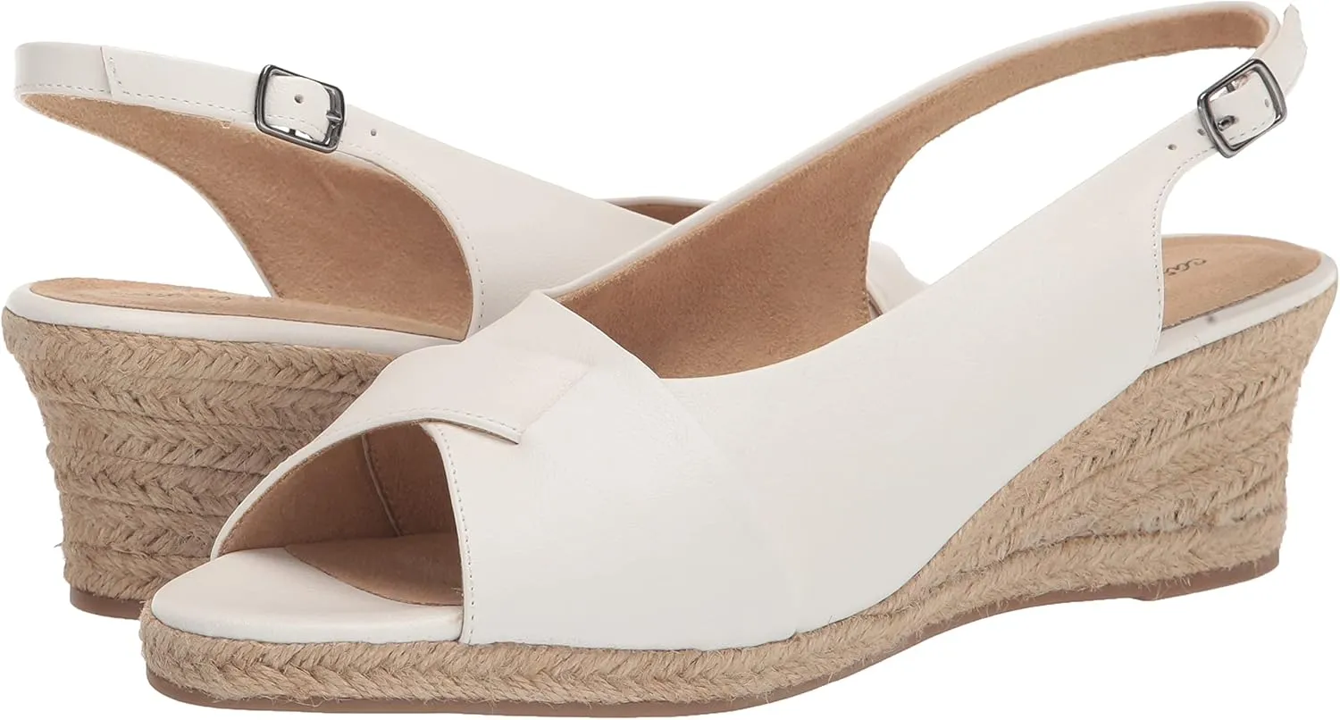 Easy Street Women's Devlin Sandal