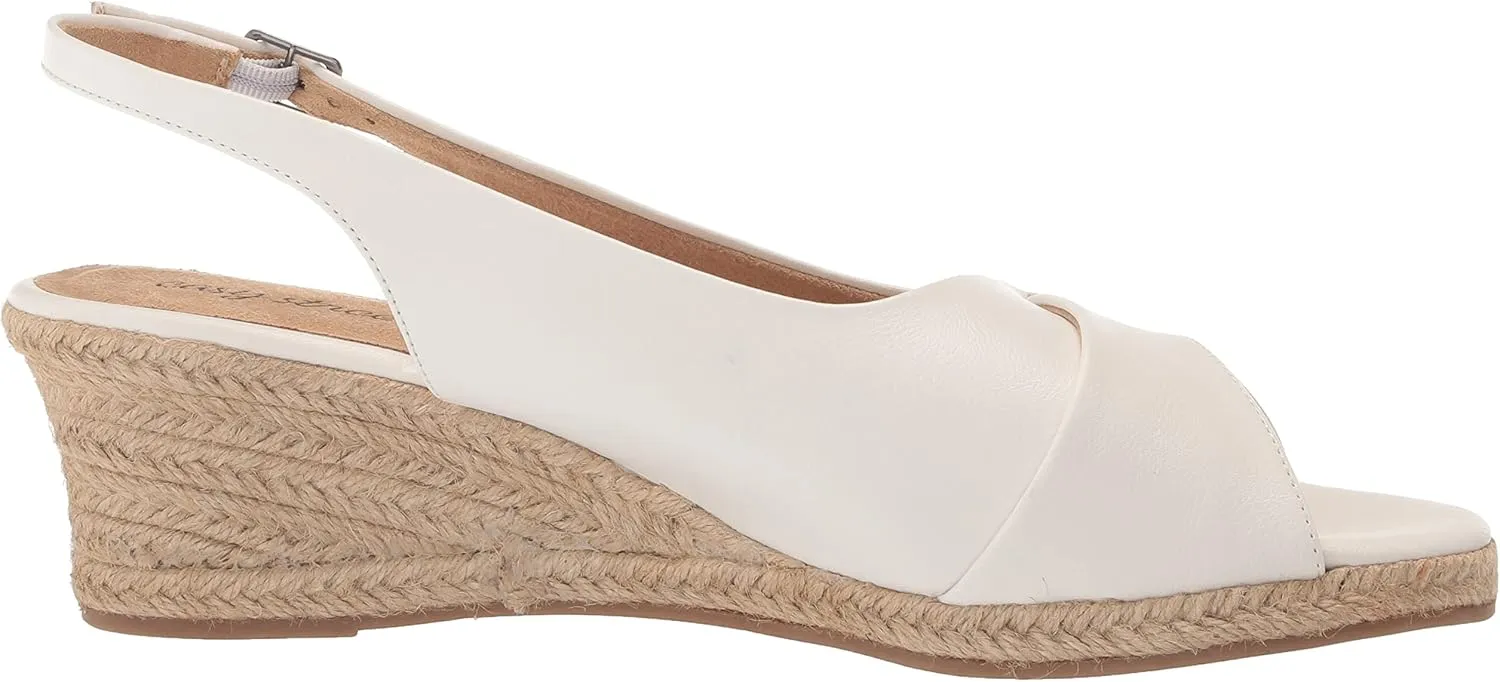 Easy Street Women's Devlin Sandal