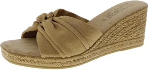 Easy Street Women's Ghita Wedge Sandal