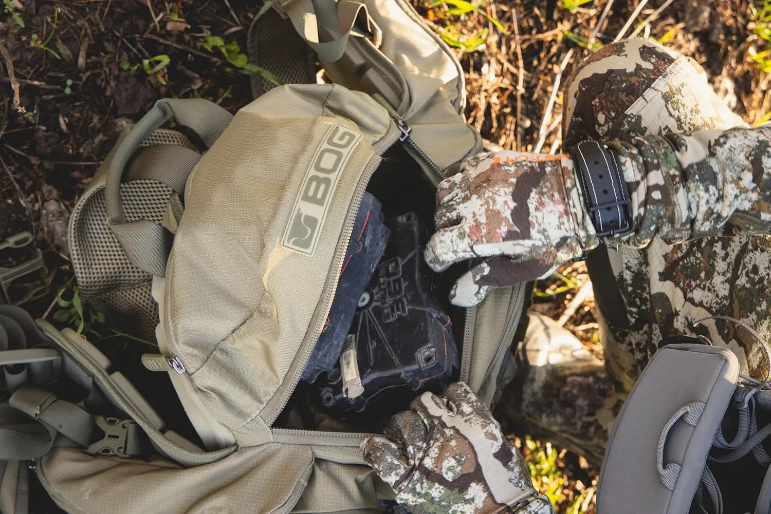 First Lite Aerowool Touch Liner Merino Wool Glove - Lightweight, Touchscreen Compatible Camo Hunting Gloves