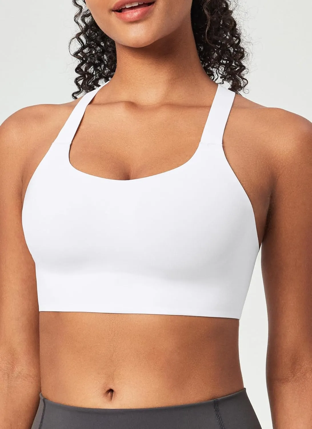 Heathyoga Medium-High Support Sports Bras for Women Molded Cup Adjustable Strappy Sports Bra Supportive Bras for Yoga