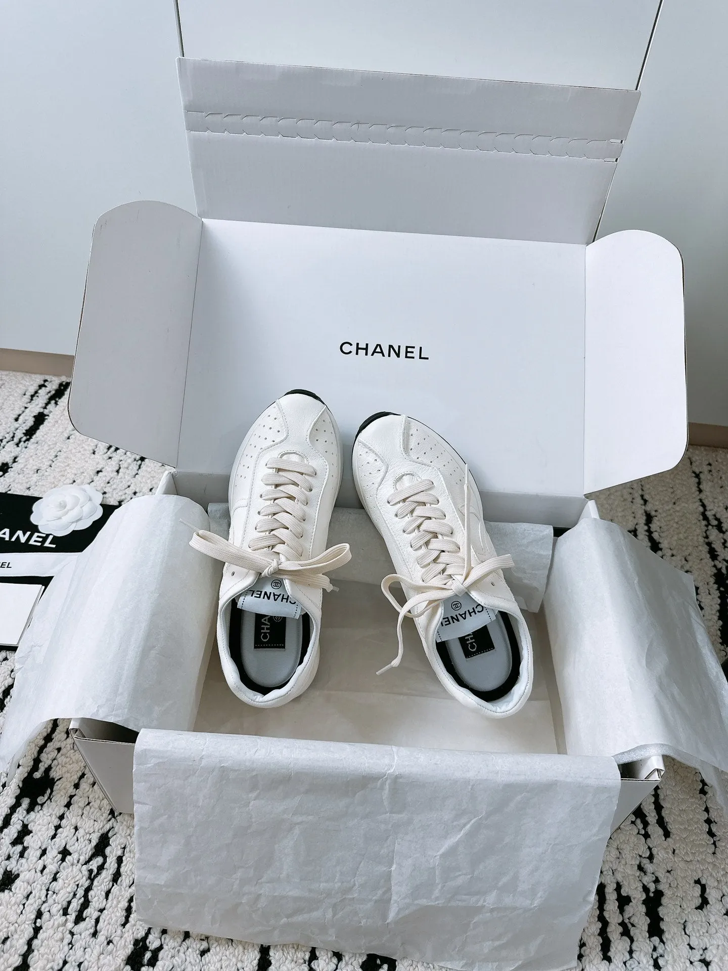 In Cowhide Soft Sneaker 35mm CHANEL Quick resolution White Convenient delivery 144691