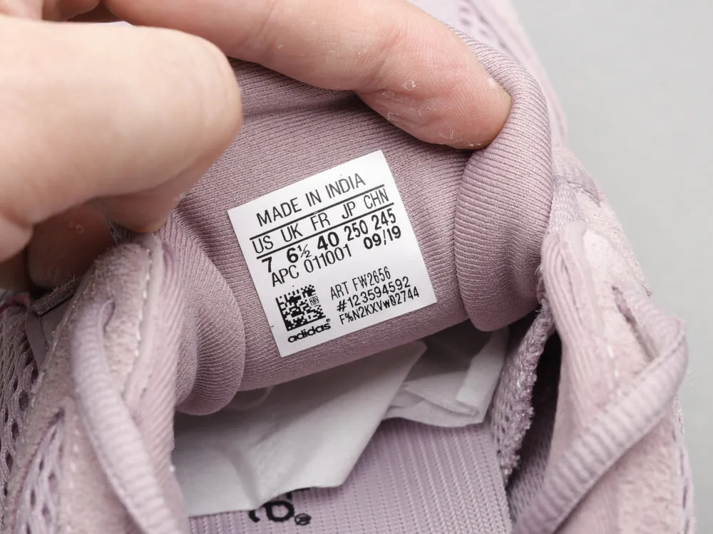 LW - Yzy 500 Soft Vision Sneaker