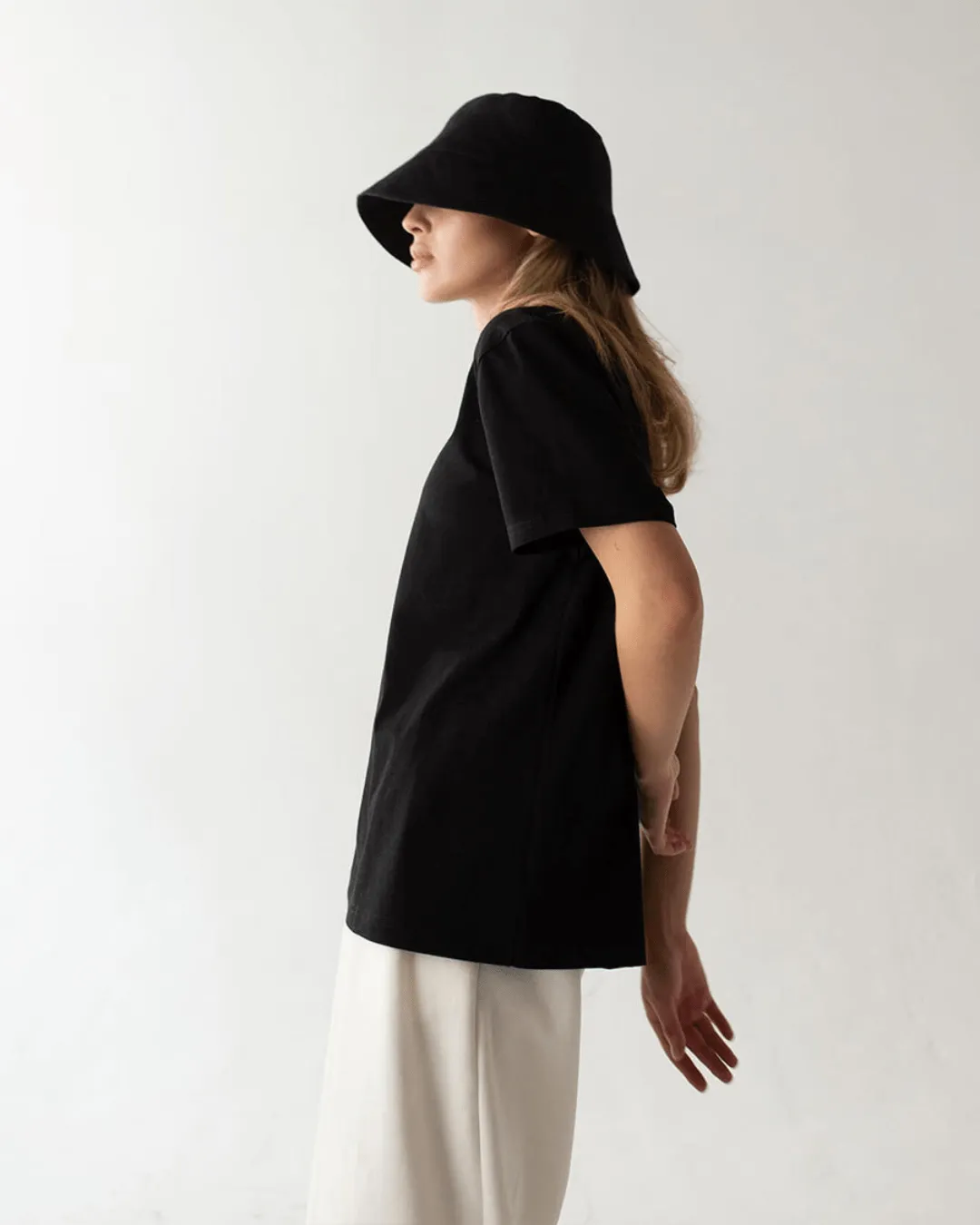 MADDIE MINIMAL BREEZE SHIRT