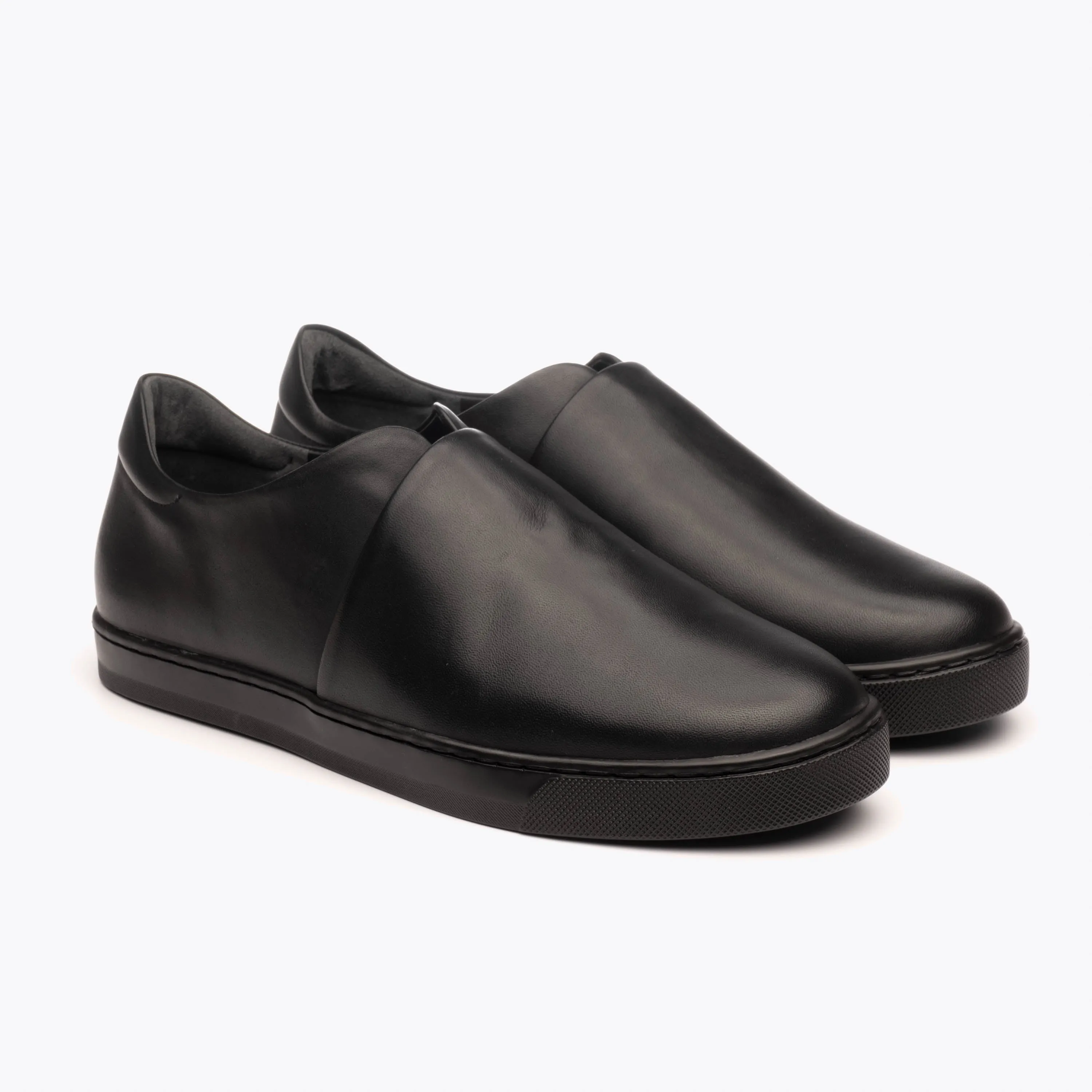 MINIMAL SNEAKER in black