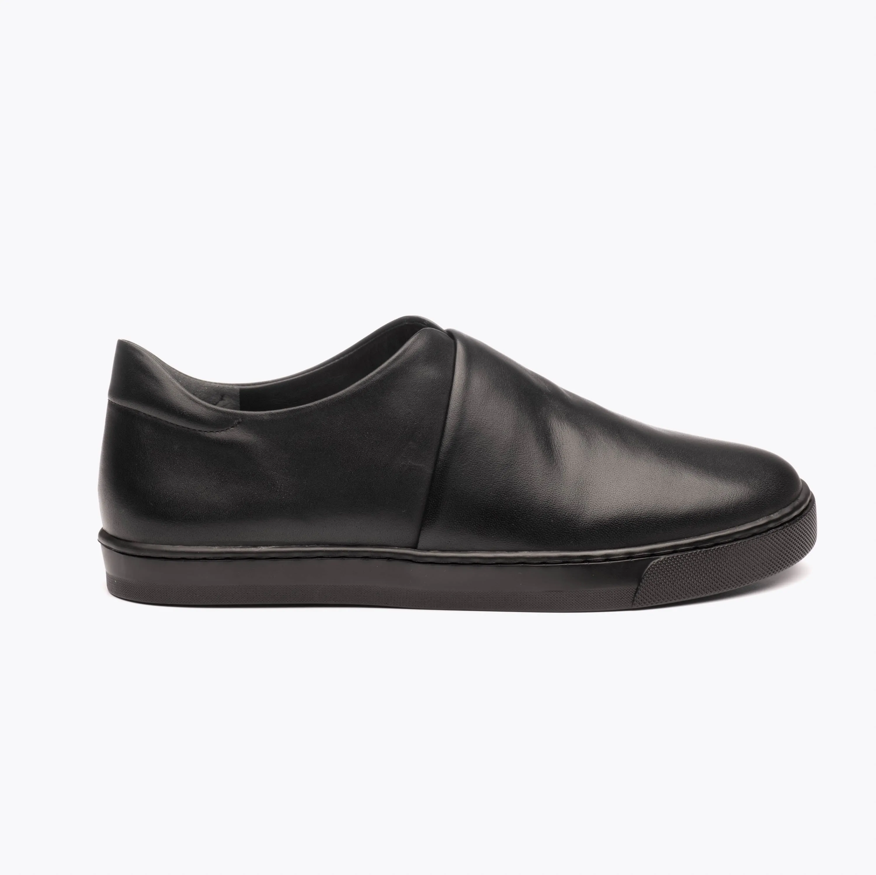 MINIMAL SNEAKER in black