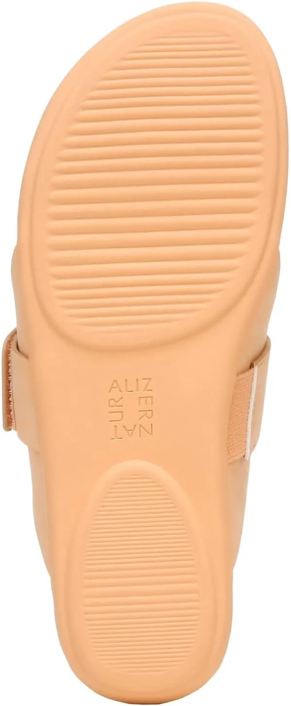 Naturalizer Women's Genn-Twirl Thong Sandal