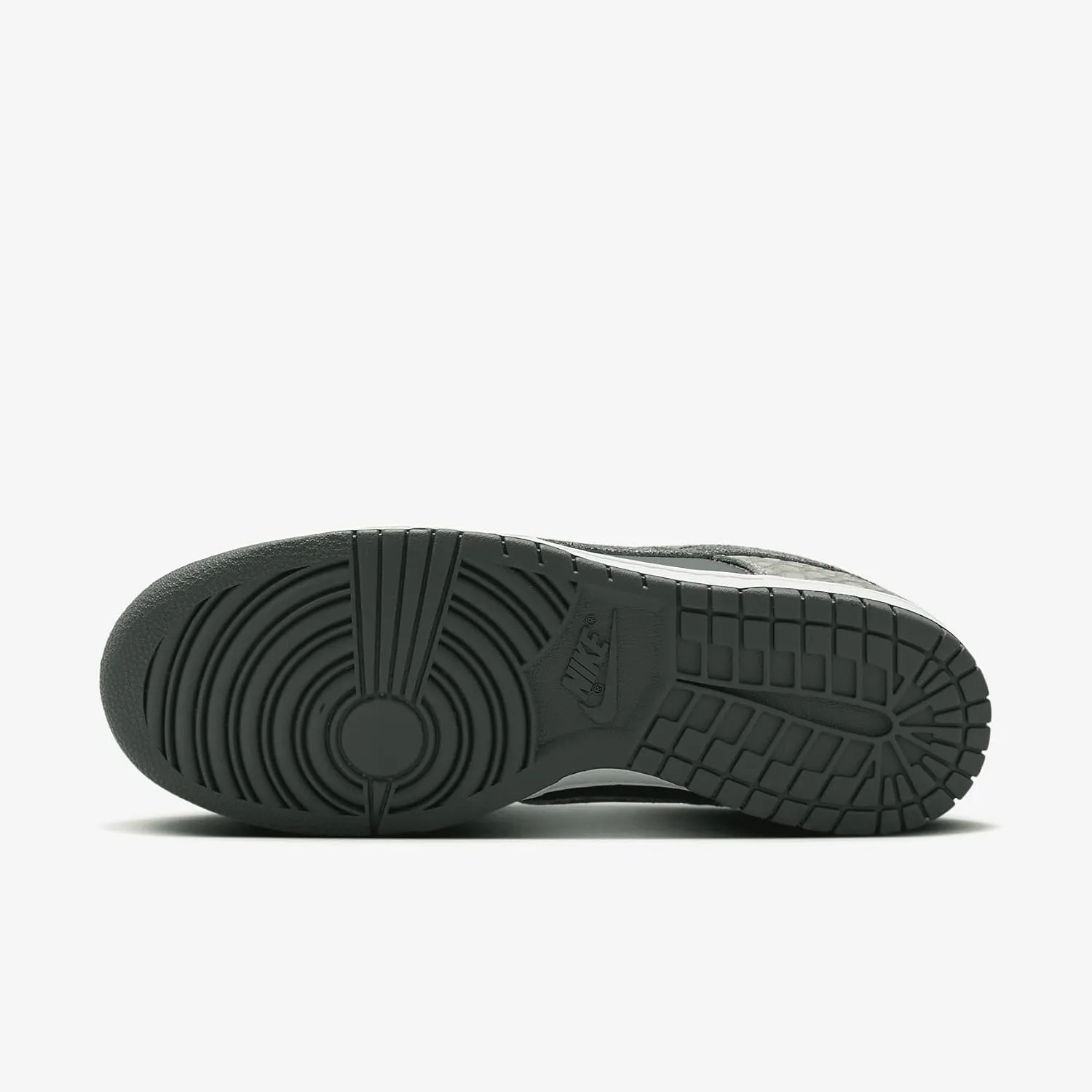Nike Men's Dunk Low Retro PRM Sneaker