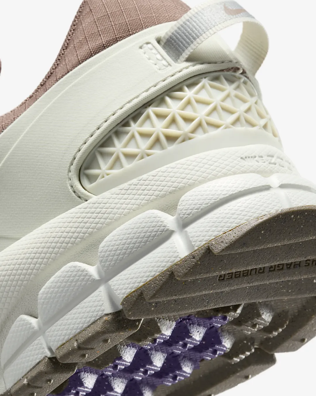 Nike Zoom Vomero 5 Roam "Light Bone Mink Brown" Sneakers
