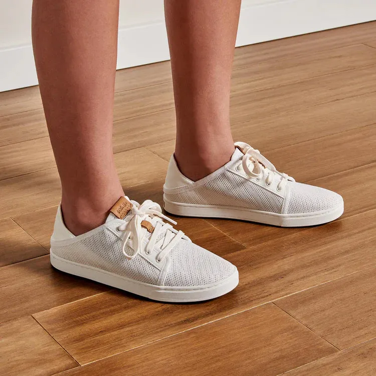 OluKai Women’s Pehuea Li Lightweight Sneakers- White|White