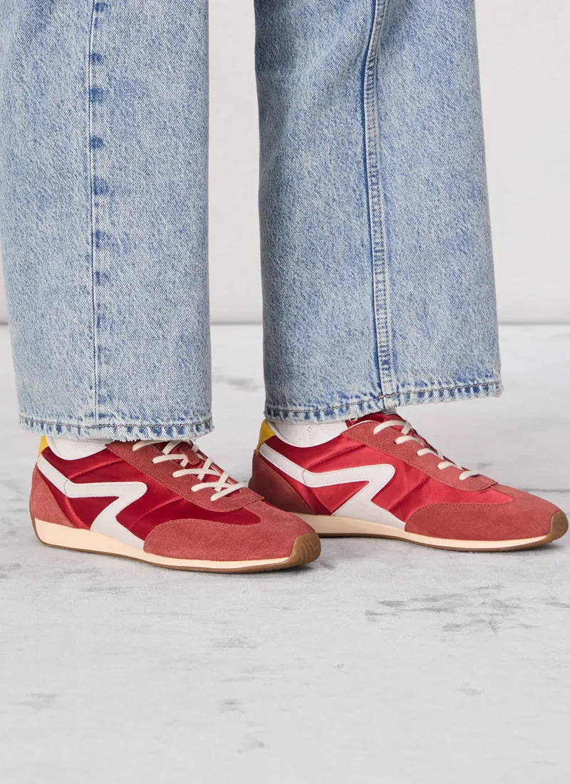 Retro Runner Slim Sneaker