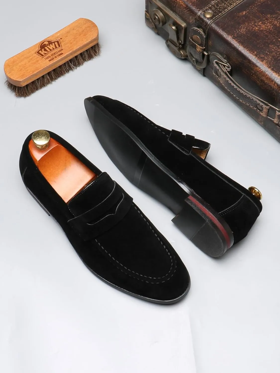 Santimon Penny Loafers for Men, PU Velvet Leather, Moc Toe, Slip-On Dress Casual Office Shoes