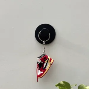 Single Sneaker Keychain - AJ1 Chicago Off-White High (No Box)