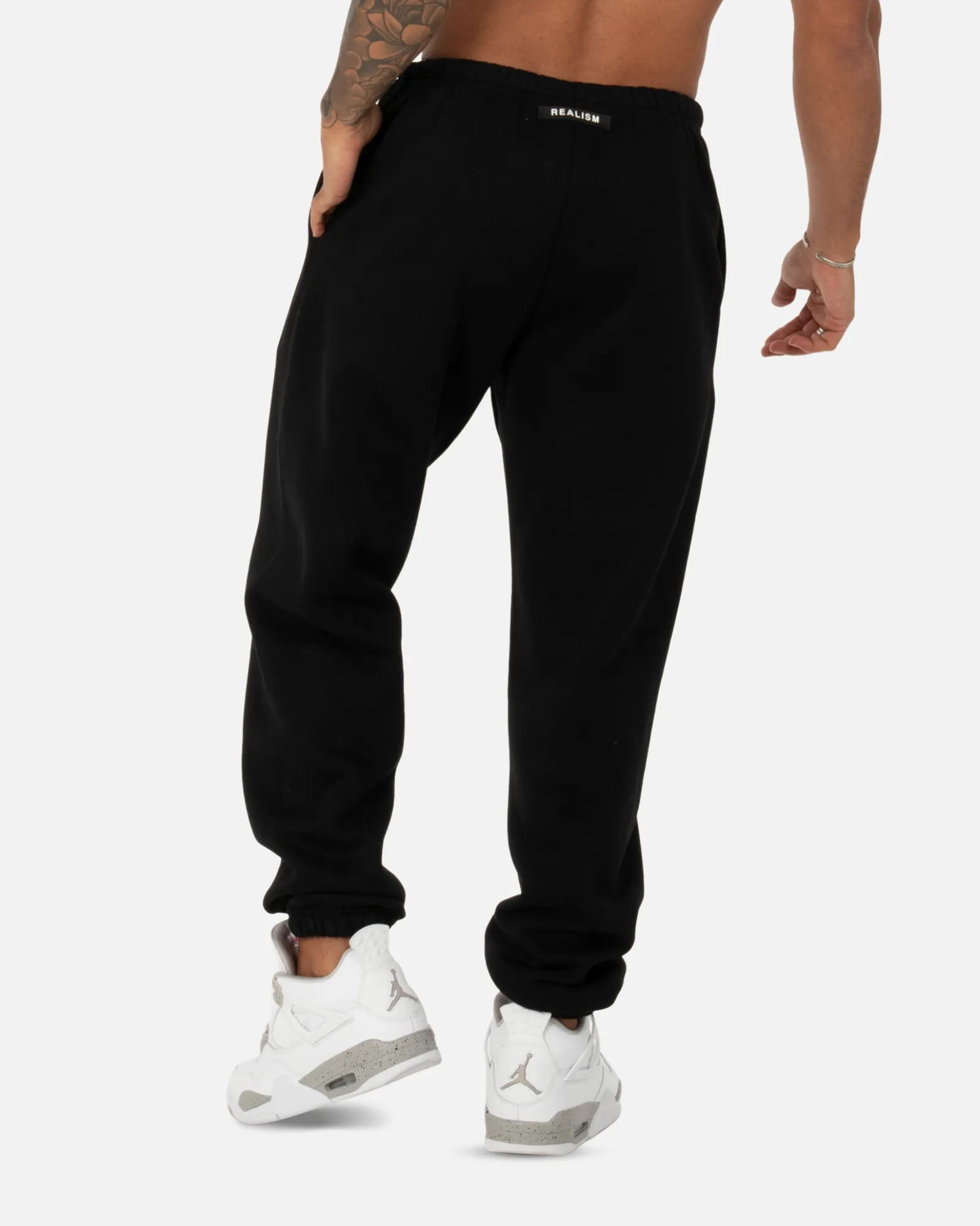 SSS REALISM RENDER SWEATPANTS BLACK