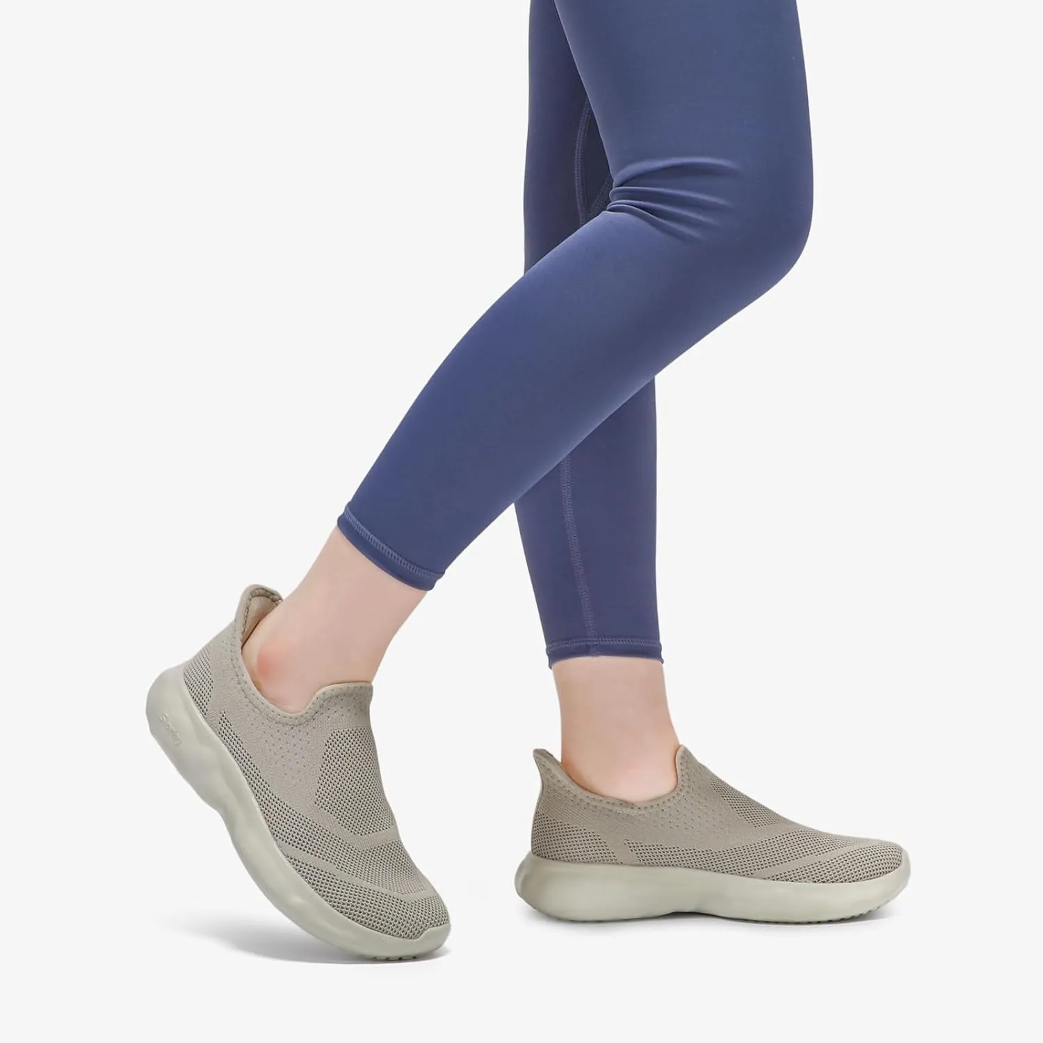 STQ Womens Slip on Sneakers Cloud-Like Sole Maternity Walking Shoes