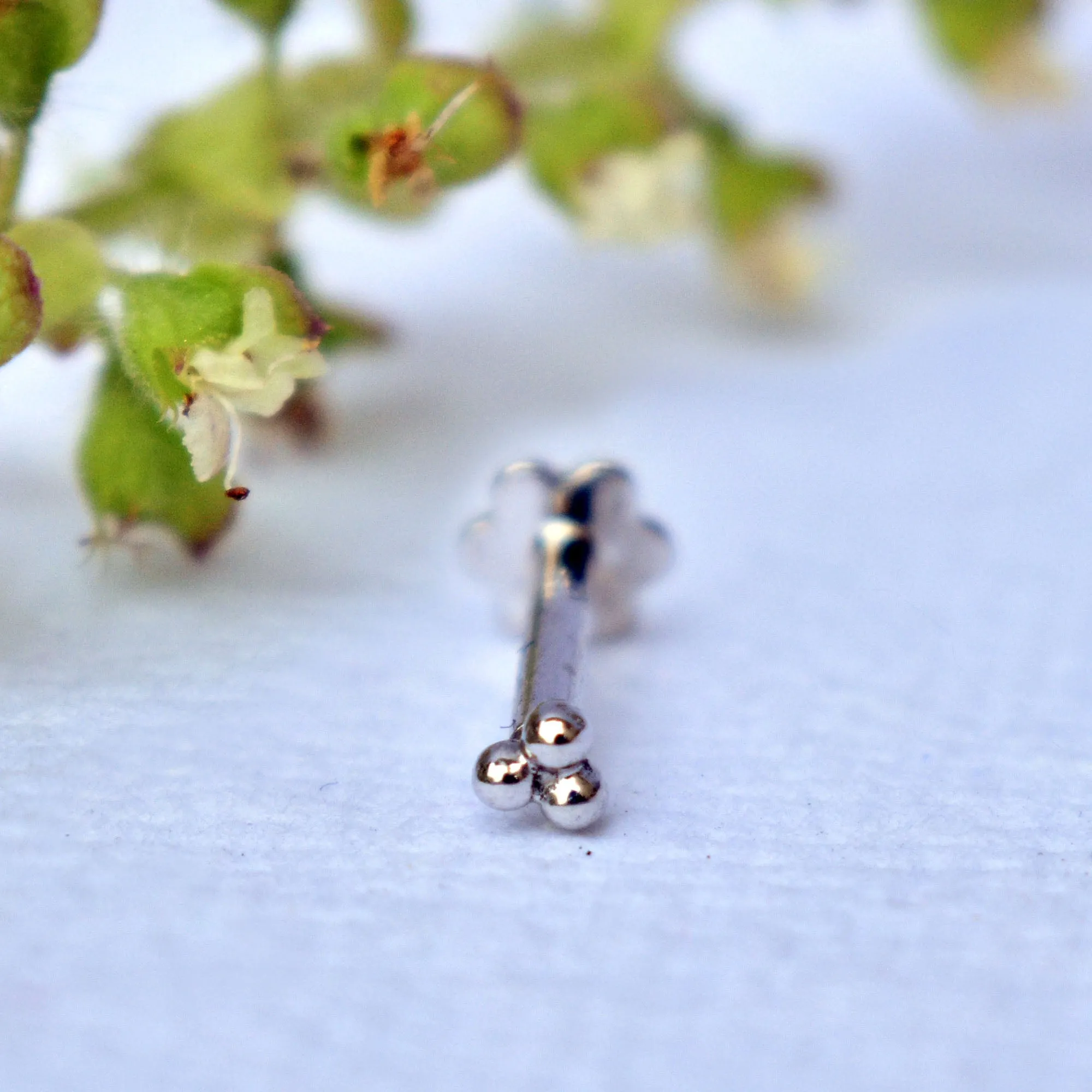 Super Tiny Gold Trinity Stud