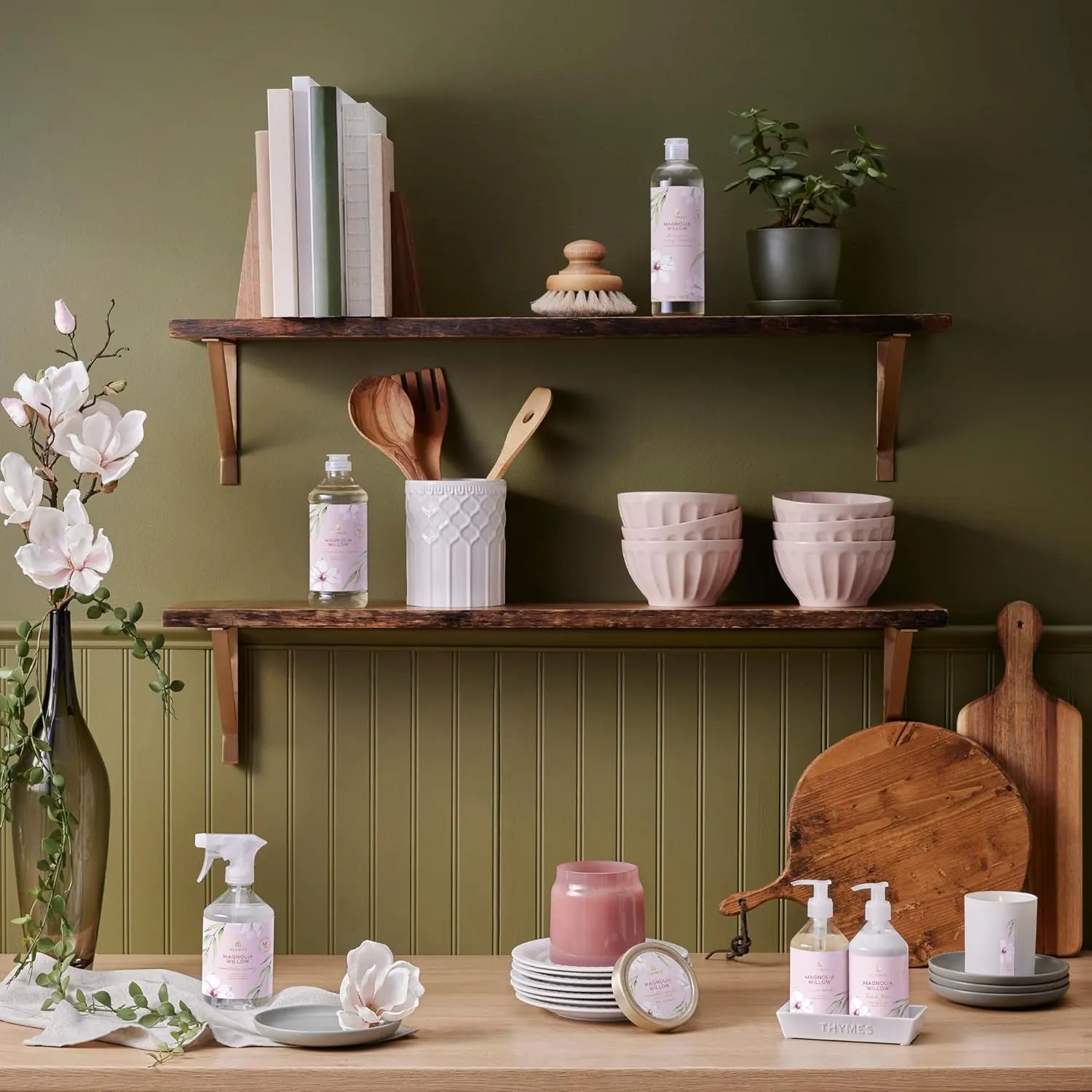 Thymes Hand Wash - Moisturizing Hand Soap Dispenser with Pump - Skin Care - Hydrating Liquid Soap Scented with Notes of Willow, Magnolia Blossoms, Jasmine, & White Mahogany (Magnolia Willow, 9 fl oz)
