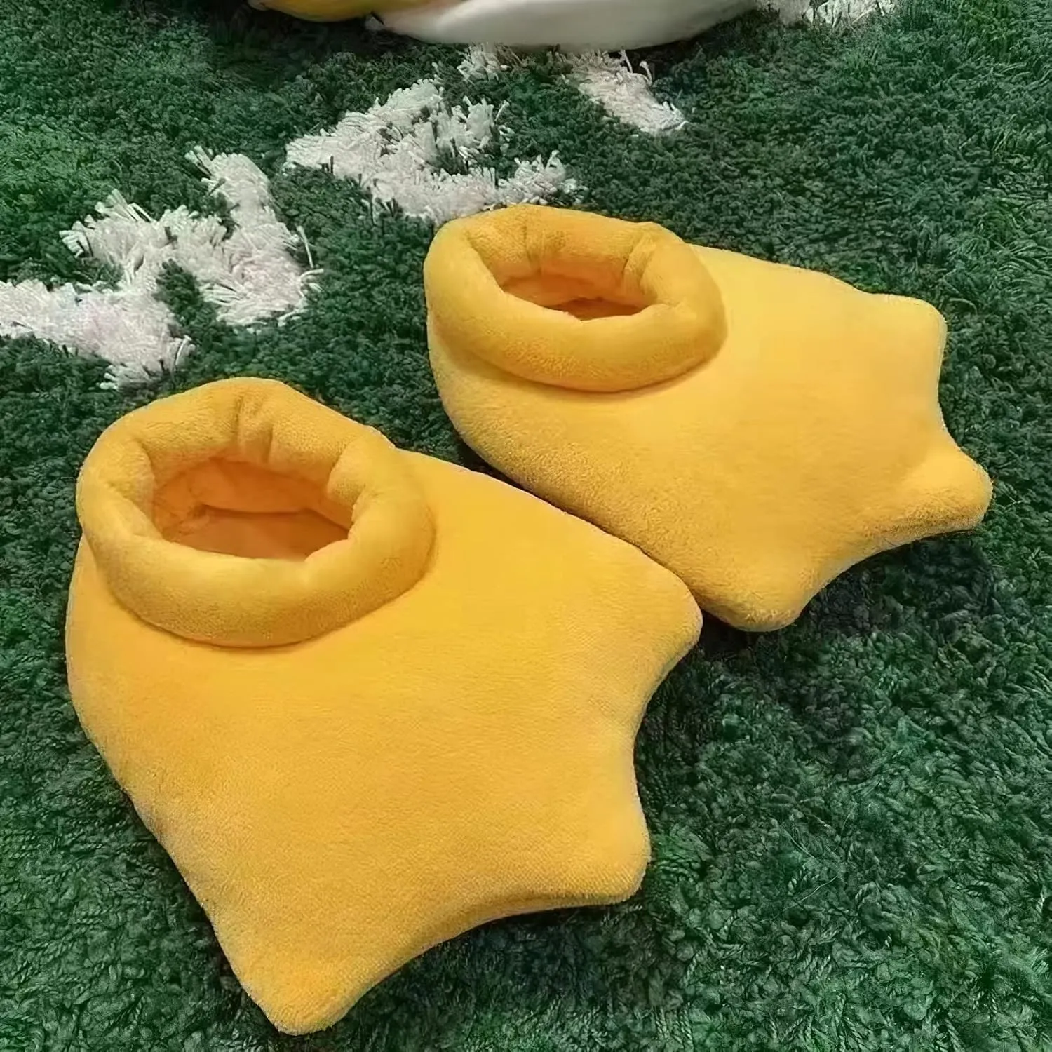 Unisex Novelty Cute Animal Feet Slippers Indoor House Plush Slippers Funny Christmas Halloween Gifts - One Size Fits Most