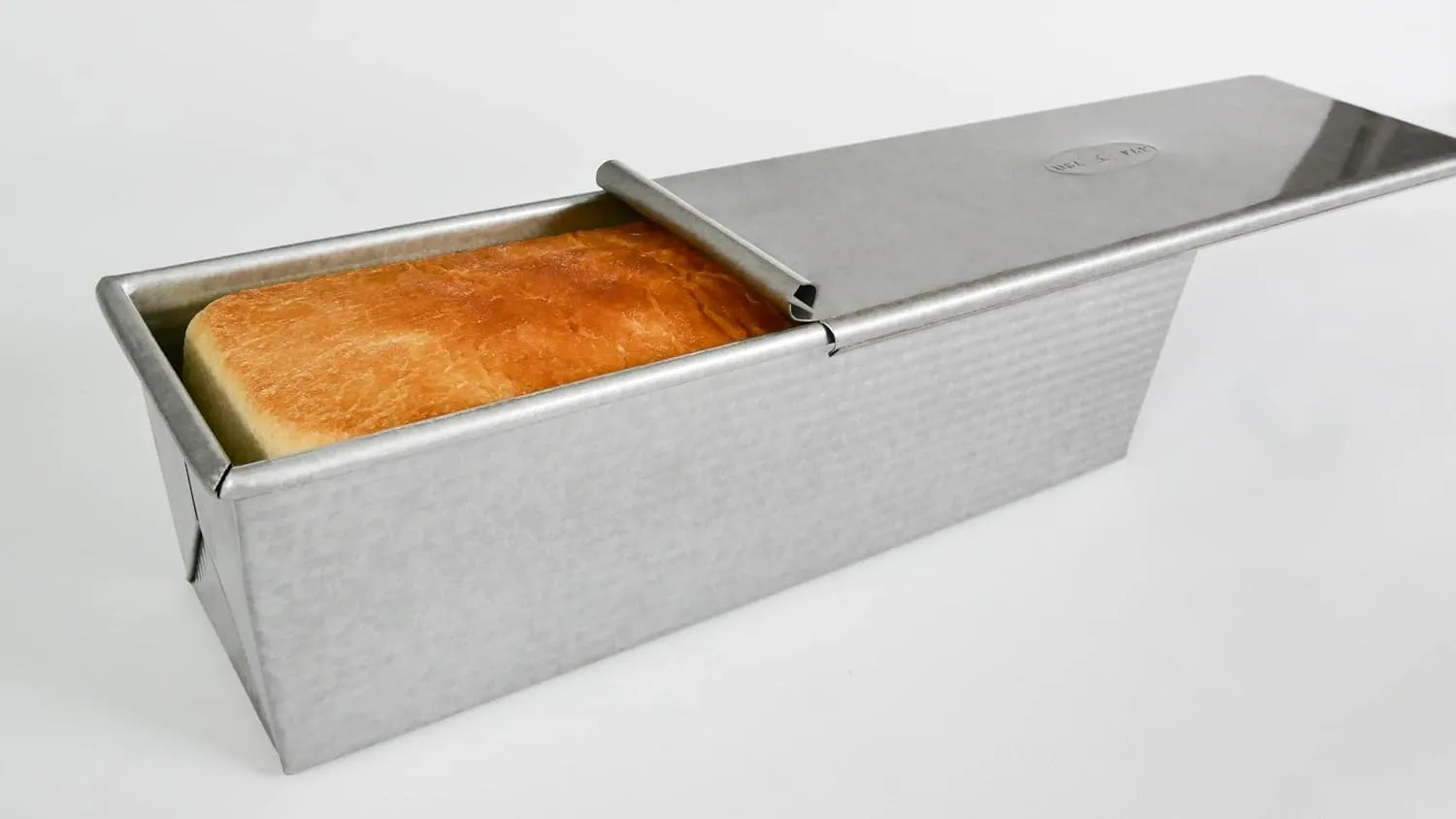 USA Pan Pullman Loaf Pan with Cover, Large w Set of 2