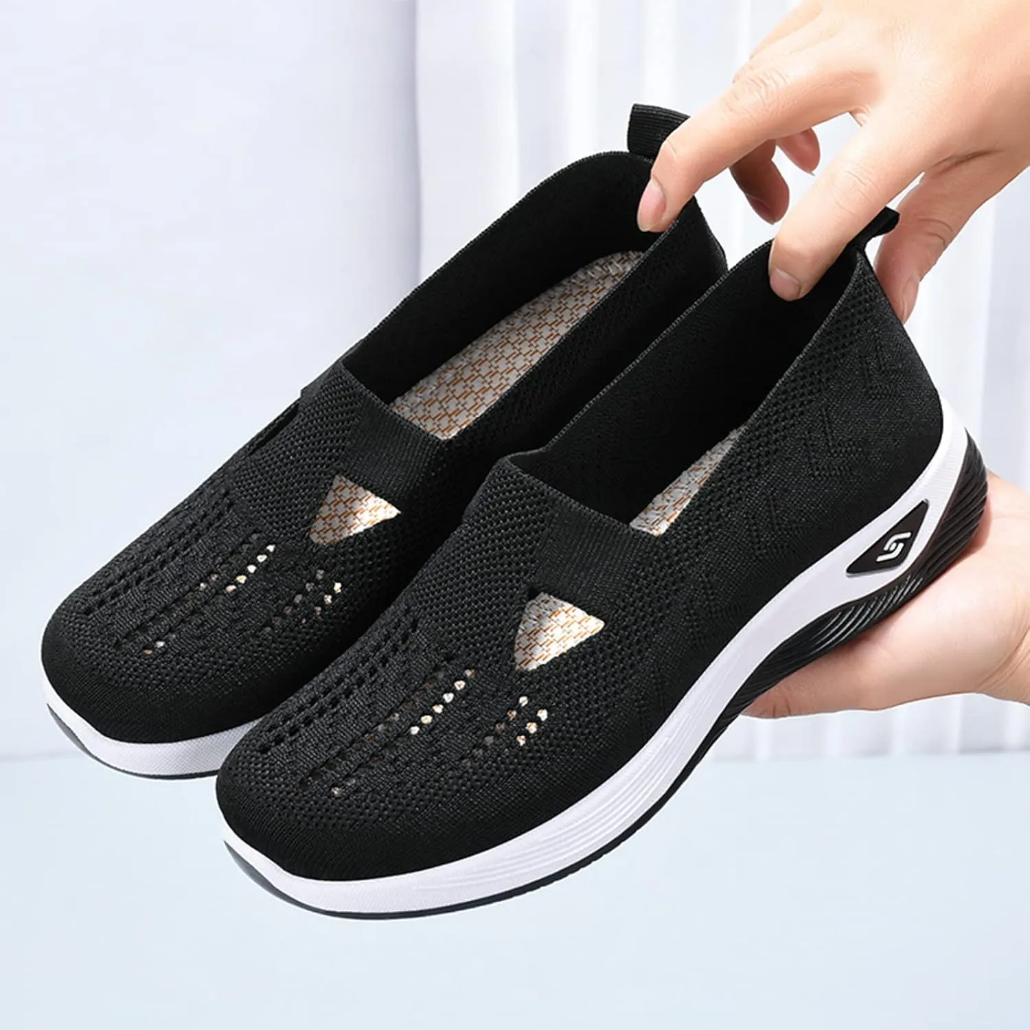 Women's Woven Orthopedic Breathable Soft Shoes Go Walking Slip on Diabetic Foam Shoes Slip in Sneakers Arch Support​